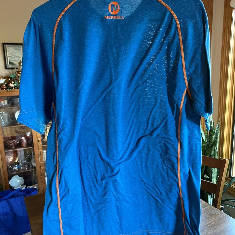Merrell T-shirt - Picture 2 of 4